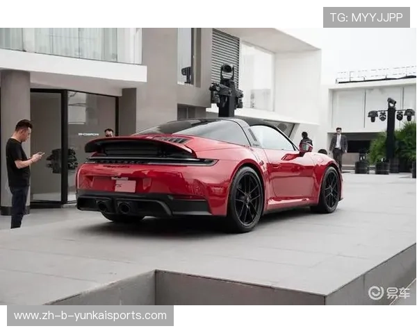 163.3万起！新款保时捷双车国内首发亮相，颜值更亮眼，来看看升级了哪些地方…